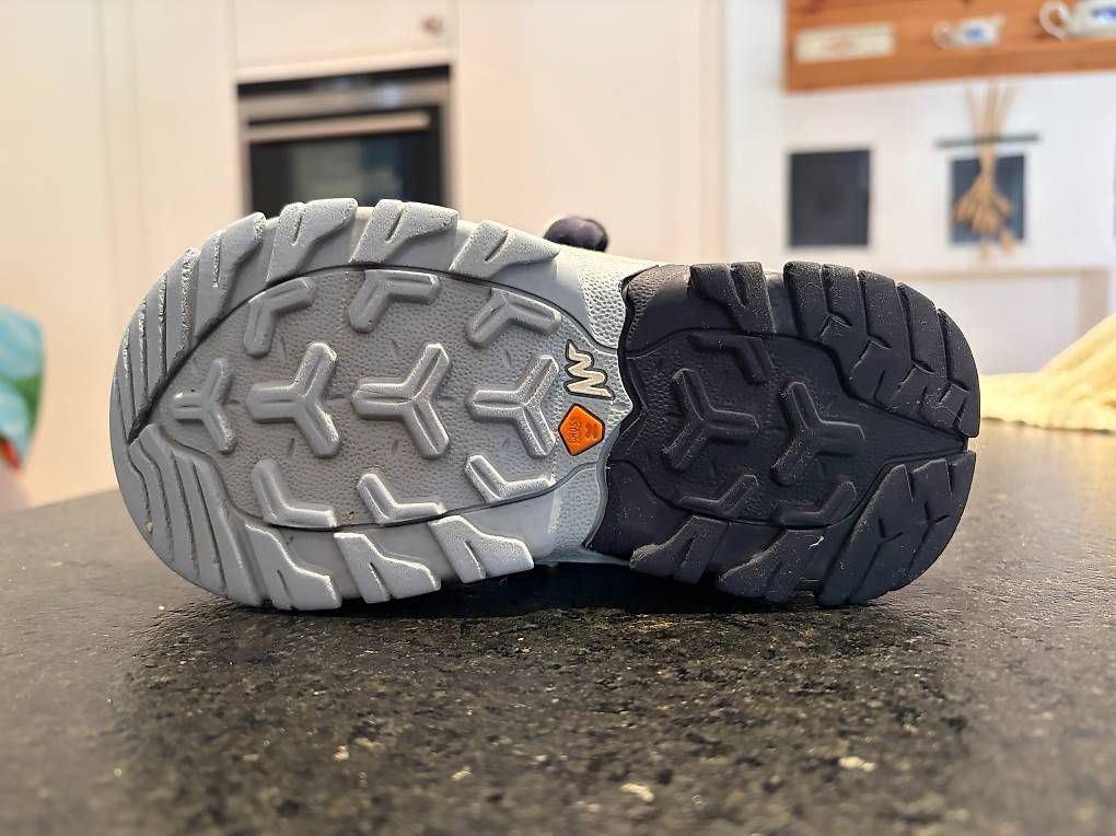 Decathlon Scarpe per ragazzi: Bergschuhe Quechua Grösse 30 – Usato da Oberembrach venduto da VickyL 2