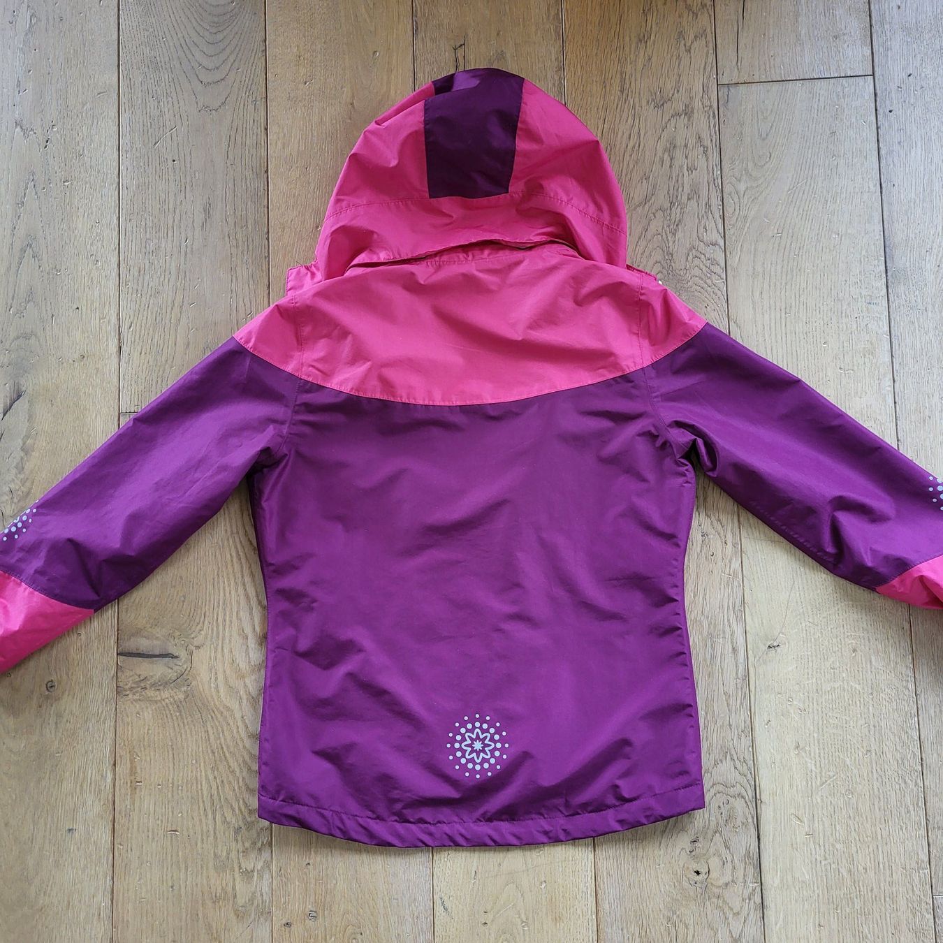 Tchibo Jacken & Mäntel: Mädchen Regenjacke von Tchibo, Gr. 158-164 – Gebraucht aus Rünenberg von  2