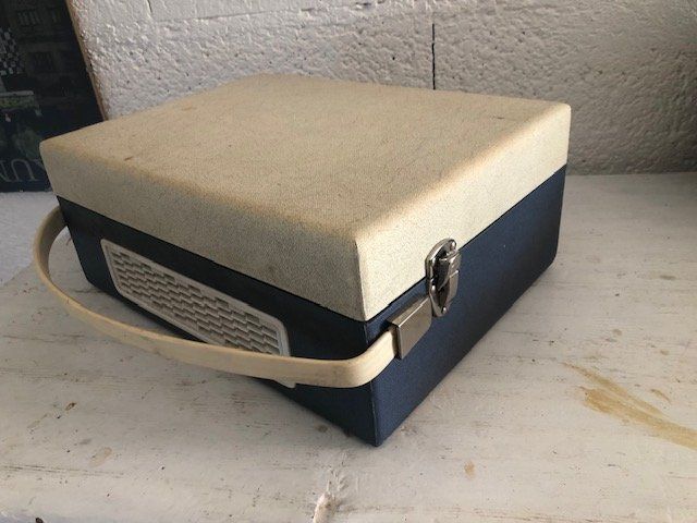 Plattenspieler: Ancien tourne disque Tonex – Defekt aus Chézard St Martin von schmitt 3