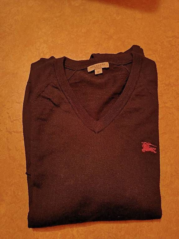 Burberry Pullover & Sweatshirts: Burberry Brit Pullover (Gr. M / schwarz) – Gebraucht aus Bern von adriano151030