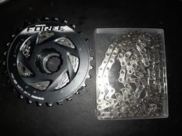 Sram Force Kassette 10-28 und Kette Force