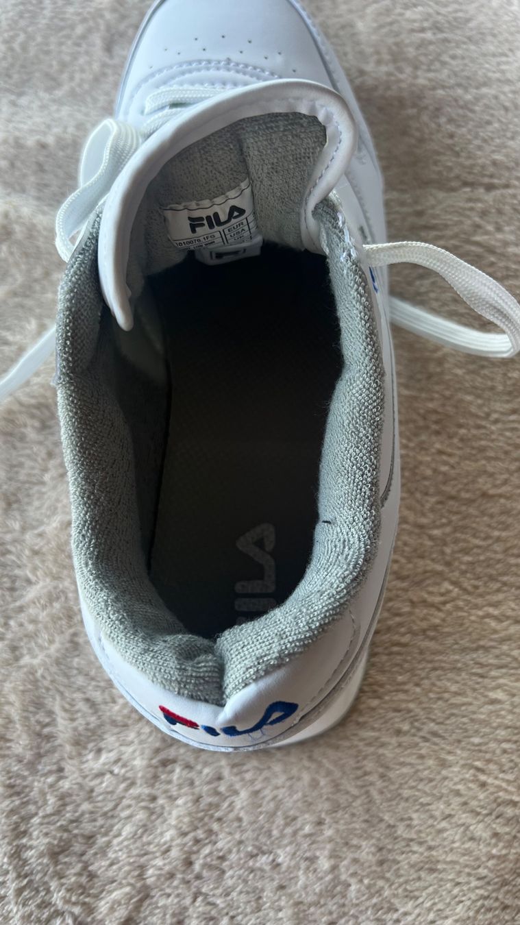 Fila Herrenschuhe: Fila Freizeitschuh Weiss Grösse 38 – Gebraucht aus Schübelbach von Dolly990_2 4