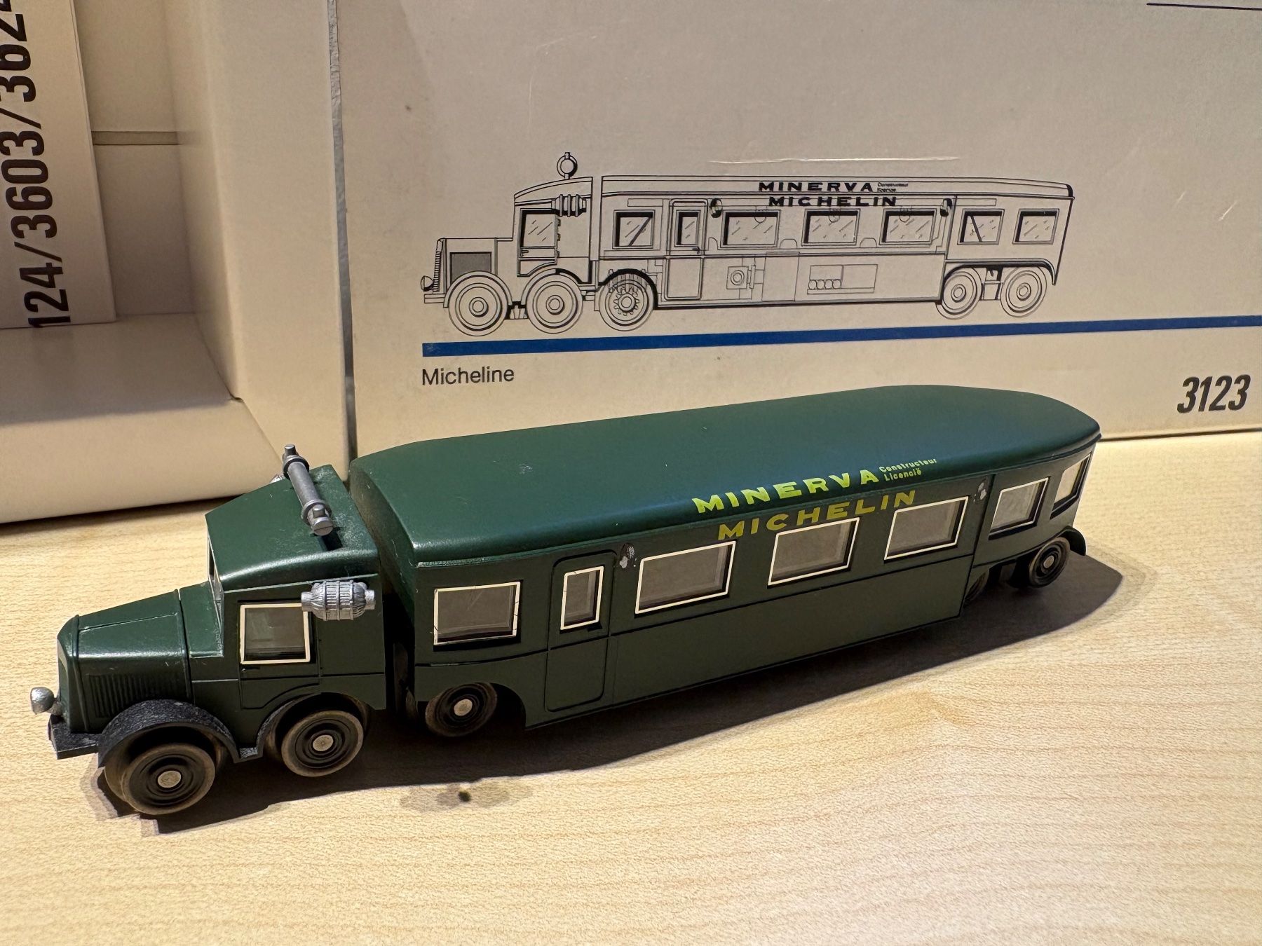 Märklin Modelleisenbahnen: Maerklin 3123 Micheline – Neu und originalverpackt aus Corcelles Payerne von Pierre66