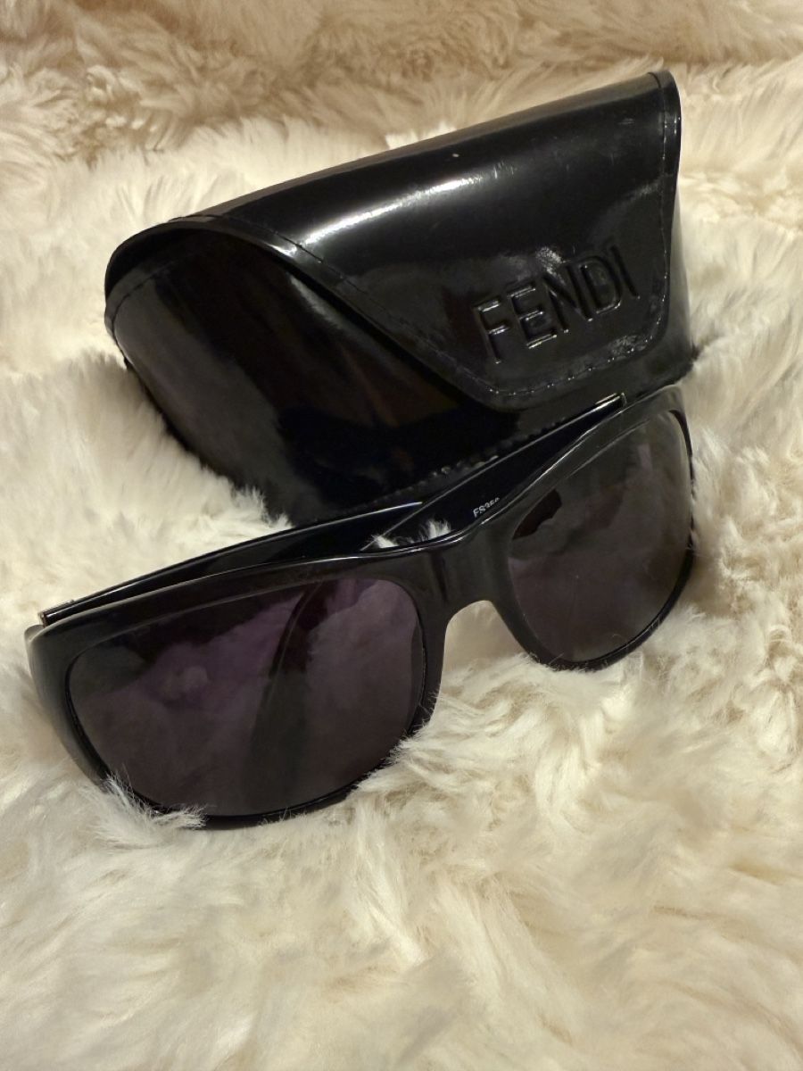 Fendi Occhiali & Lenti: Lunettes de soleil Fendi – Usato da Monthey venduto da Joseph-29