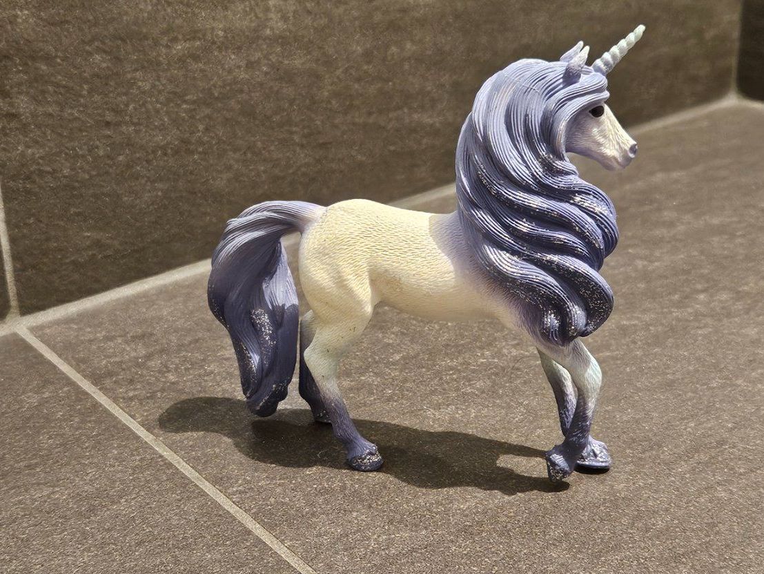 Schleich Statuette: SCHLEICH Einhorn – Usato da Balgach venduto da silvia2030 1