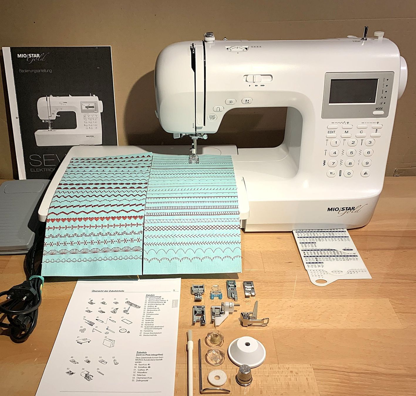 Mio Star Macchine da cucire: Computergesteuerte Näh/Stickmaschine MioStar Gold ab Service – Usato da Wetzikon ZH venduto da Hobbyschneiderin