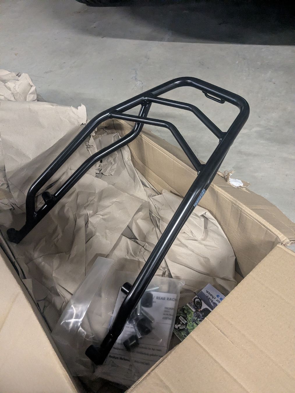 Hepco & Becker Tutti i ricambio per moto: Porte-baggage Triumph Trident – Nuovo (secondo la descrizione) da Epalinges venduto da HectorMoreno 2