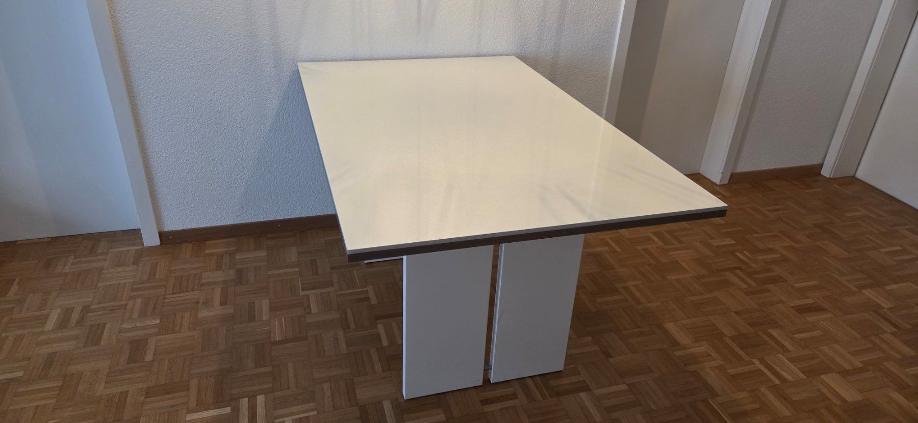 Tische: Wohnzimmertisch Weiss gebraucht – Gebraucht aus Bern von ang_hl5h 1