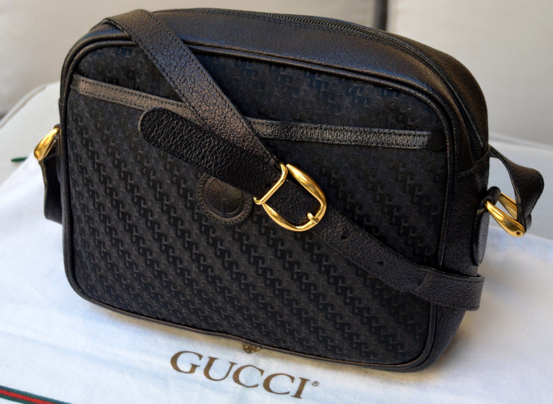 Gucci Borse da donna: Gucci Tasche / sac – Nuovo (secondo la descrizione) da Collonges venduto da Auganien 2