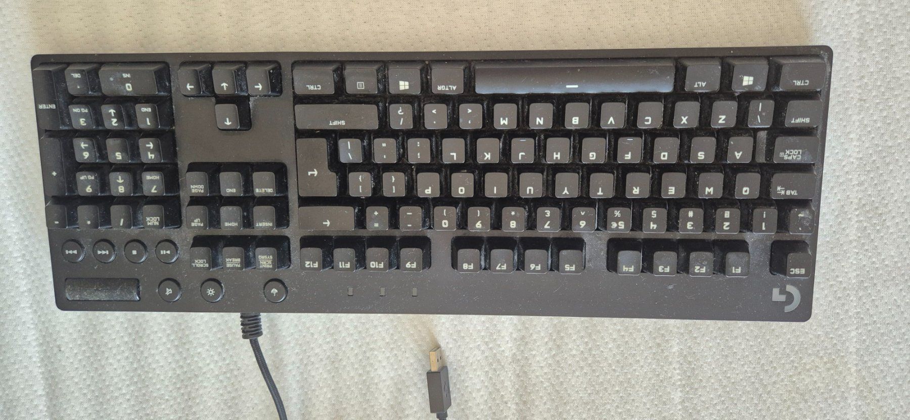 Logitech Tastiere: Logitech Tastatur – Usato da Rubigen venduto da Ditta02