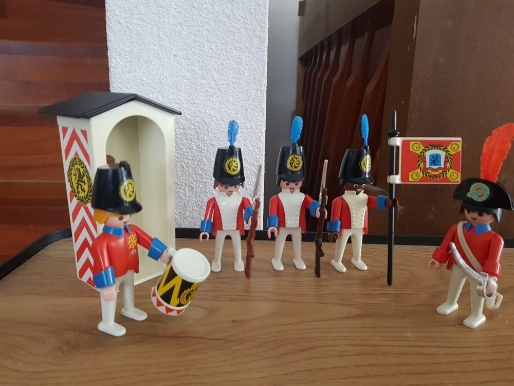 PLAYMOBIL GARDE BLAUROCK Anglais ançais Royale Marine Soldat EUR 4