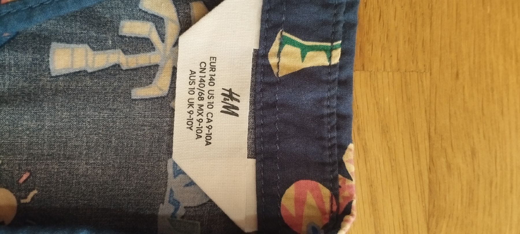 H&M Chemises, T-shirts & Polos: kinder Hemd gr 140 H&M – D'occasion à Mörel par MJoaoCosta 3