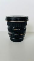 Canon EF 20-35mm f/3.5-4.5 USM
