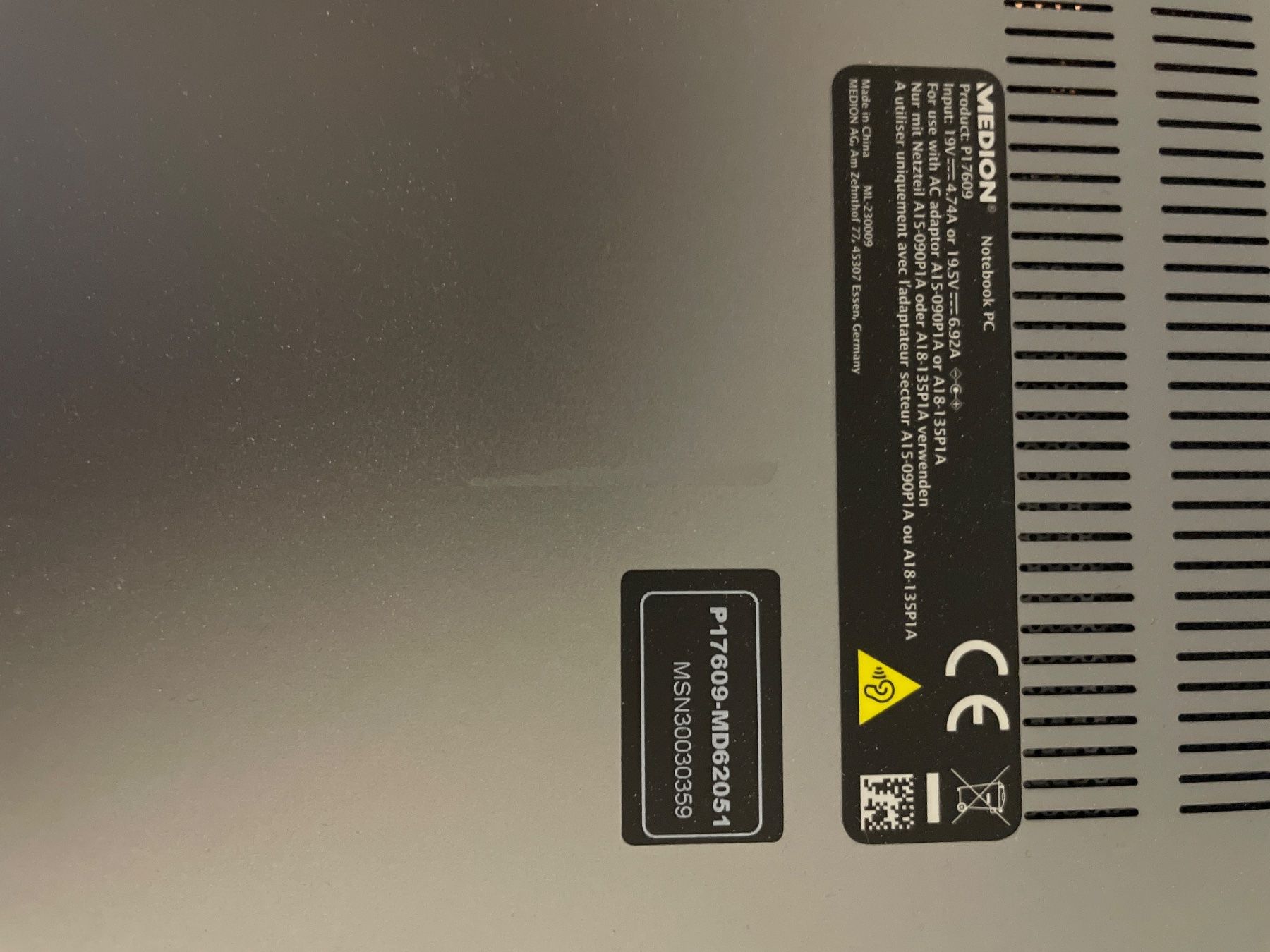 Medion Notebook: Medion Laptop Def ab 1CHF – Usato da Abtwil sg venduto da Kueng.MultiOutlet 5