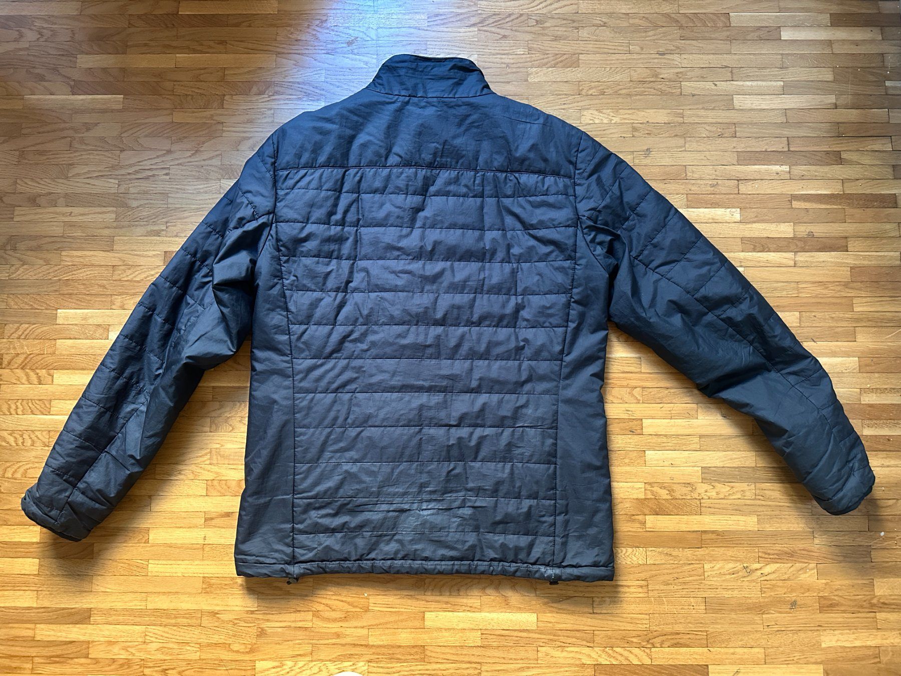 Giacche: Finisterre Nimbus Primaloft Packable Mid-Layer Jacket Black – Usato da Lausanne venduto da brixton 6