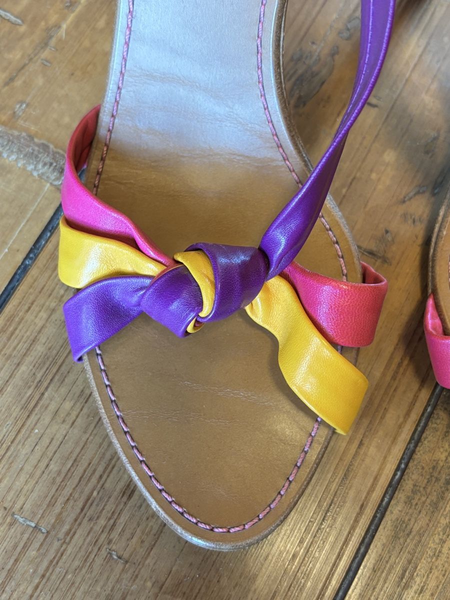 Moschino Scarpe da donna: Sandales Moschino Cheap & Chic 39.5 – Nuovo (secondo la descrizione) da Dotzigen venduto da SecondHandGems 3