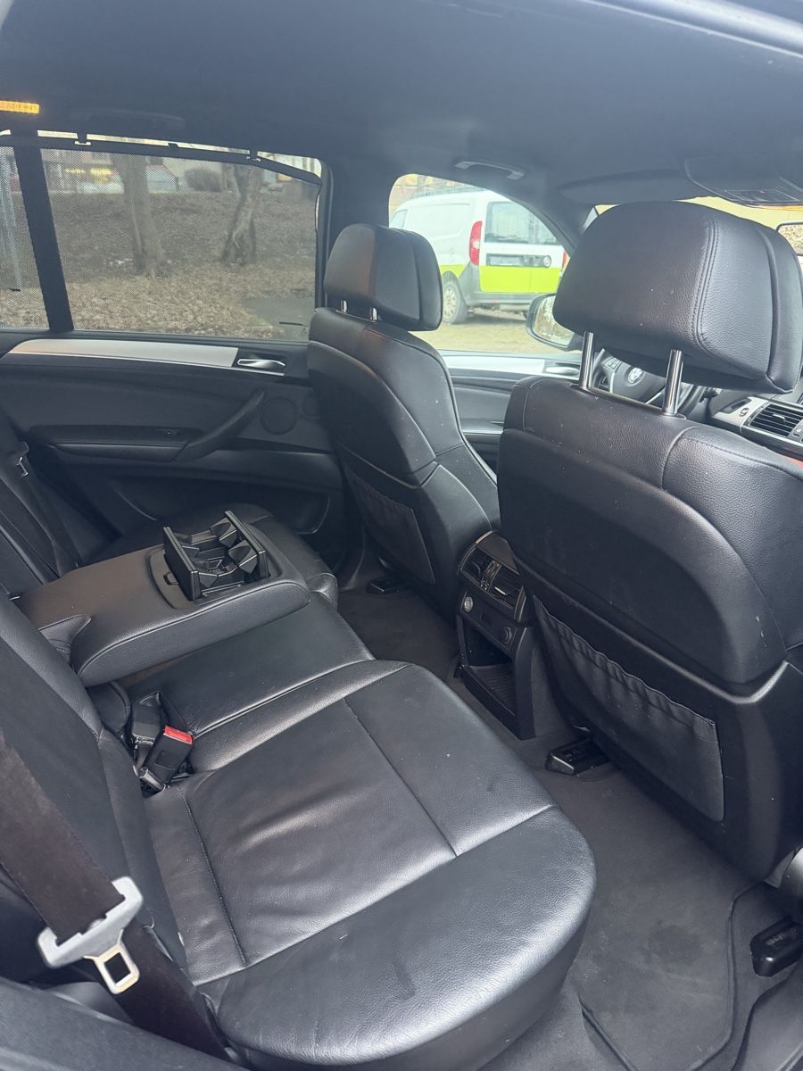 BMW Autos: BMW X5 40d E70 – D'occasion à Winterthur par aut_dsq7 8