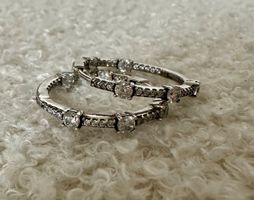Pandora Timeless Creolen Pavé