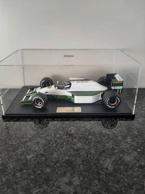Modellautos: Formel 1 – Gebraucht aus Düdingen von san_kf2l 4