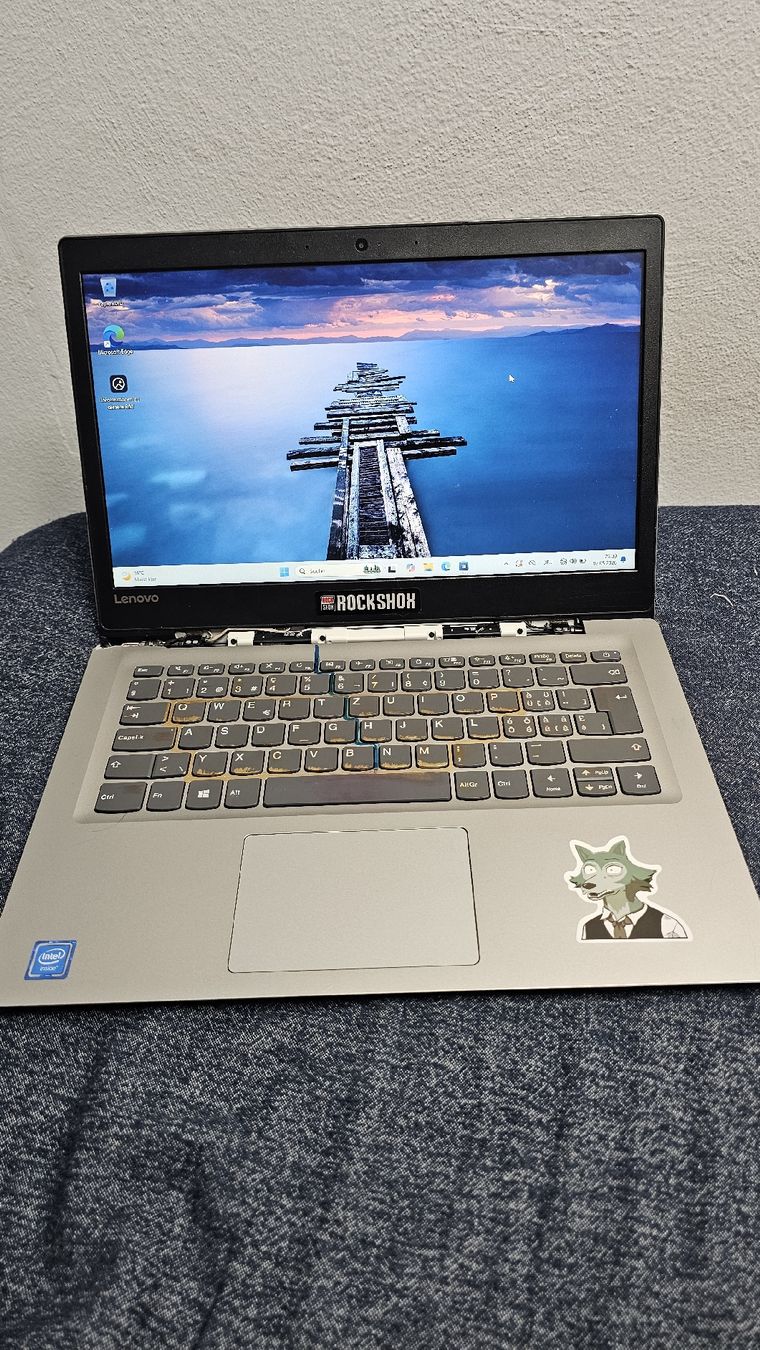 Lenovo Notebooks: Lenovo Laptop mit Windows 11 – Gebraucht aus Ehrikon von noa_vyp5
