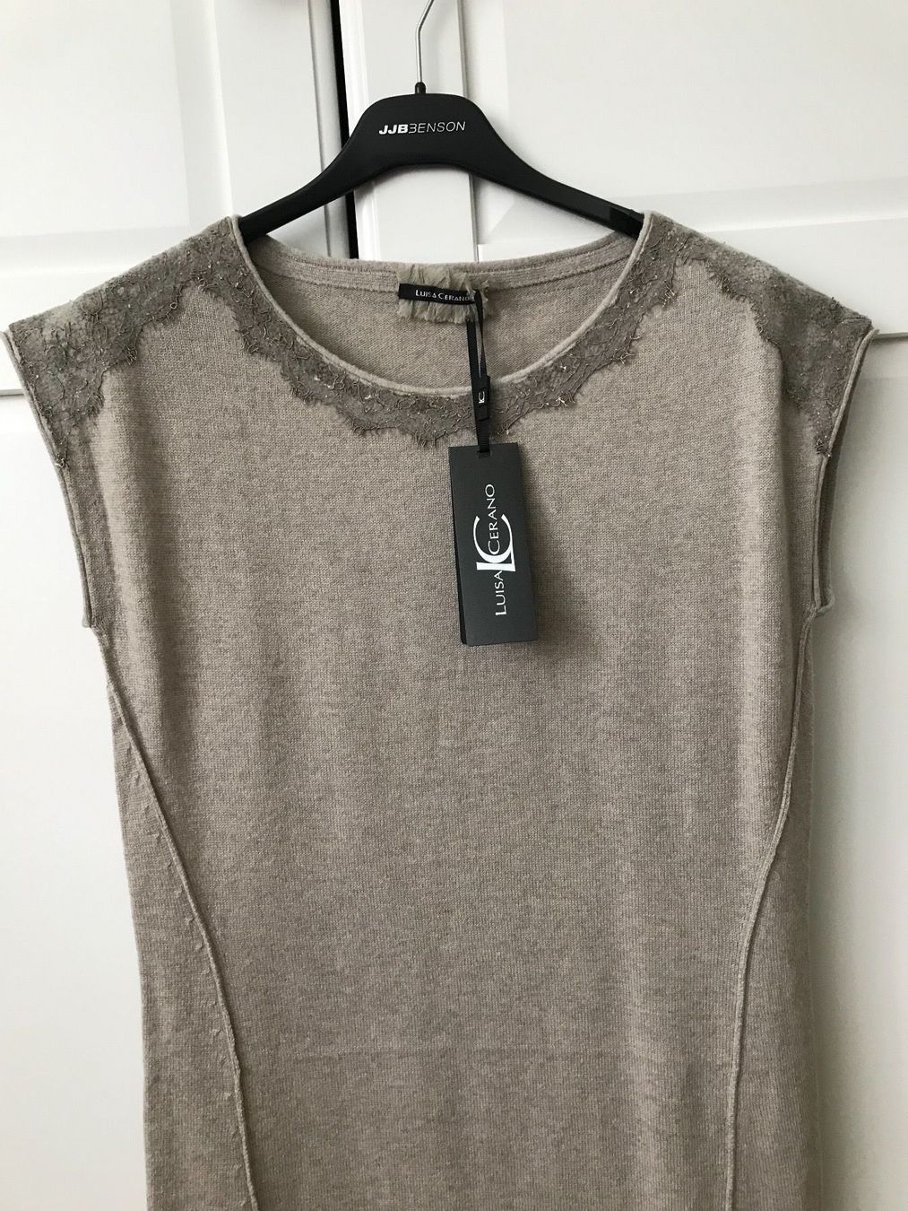 Luisa Cerano Vestiti: Neu mit Etikette- Pullunder/ Strickkleid Luisa Cerano, g. 36 – Nuovo e nell'imballaggio originale da Zürich venduto da ZuriShrek