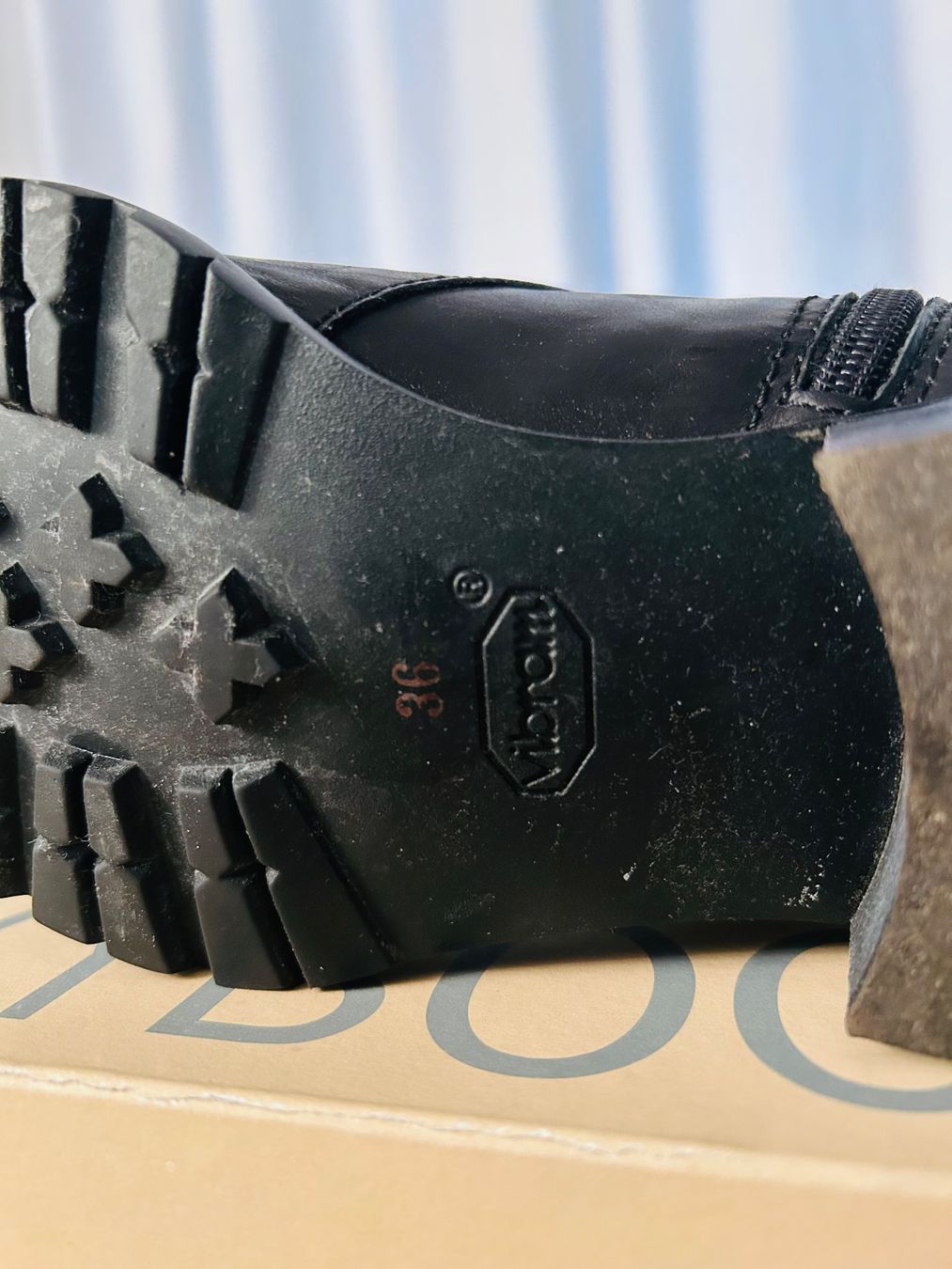 Navyboot Scarpe da donna: NAVYBOOT, Winterstiefel Gr. 36 Leder, Schwarz! – Usato da Niederglatt ZH venduto da adi_99tq 6