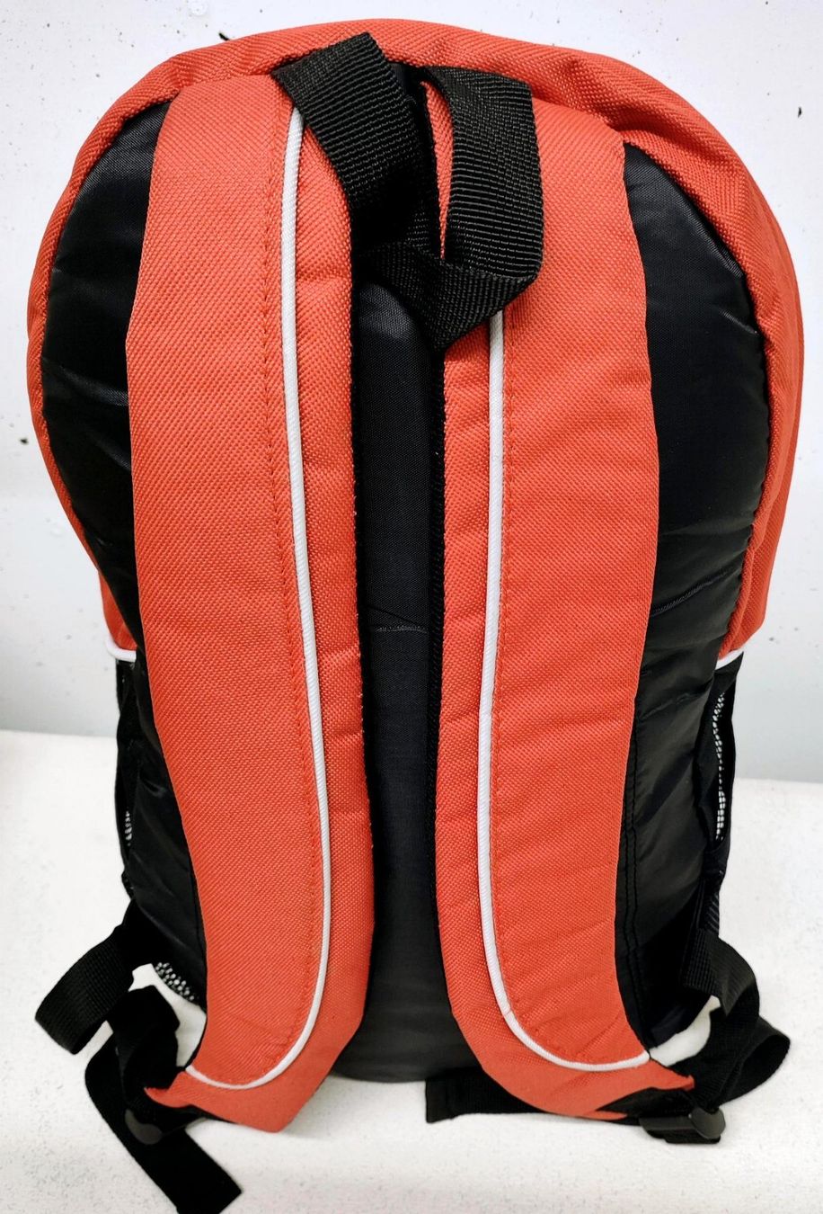Coca-Cola Sacs: Coca-Cola Rucksack mit vielen Fächern – Neuf (Voir description) à Pfäffikon ZH par Colacity 2