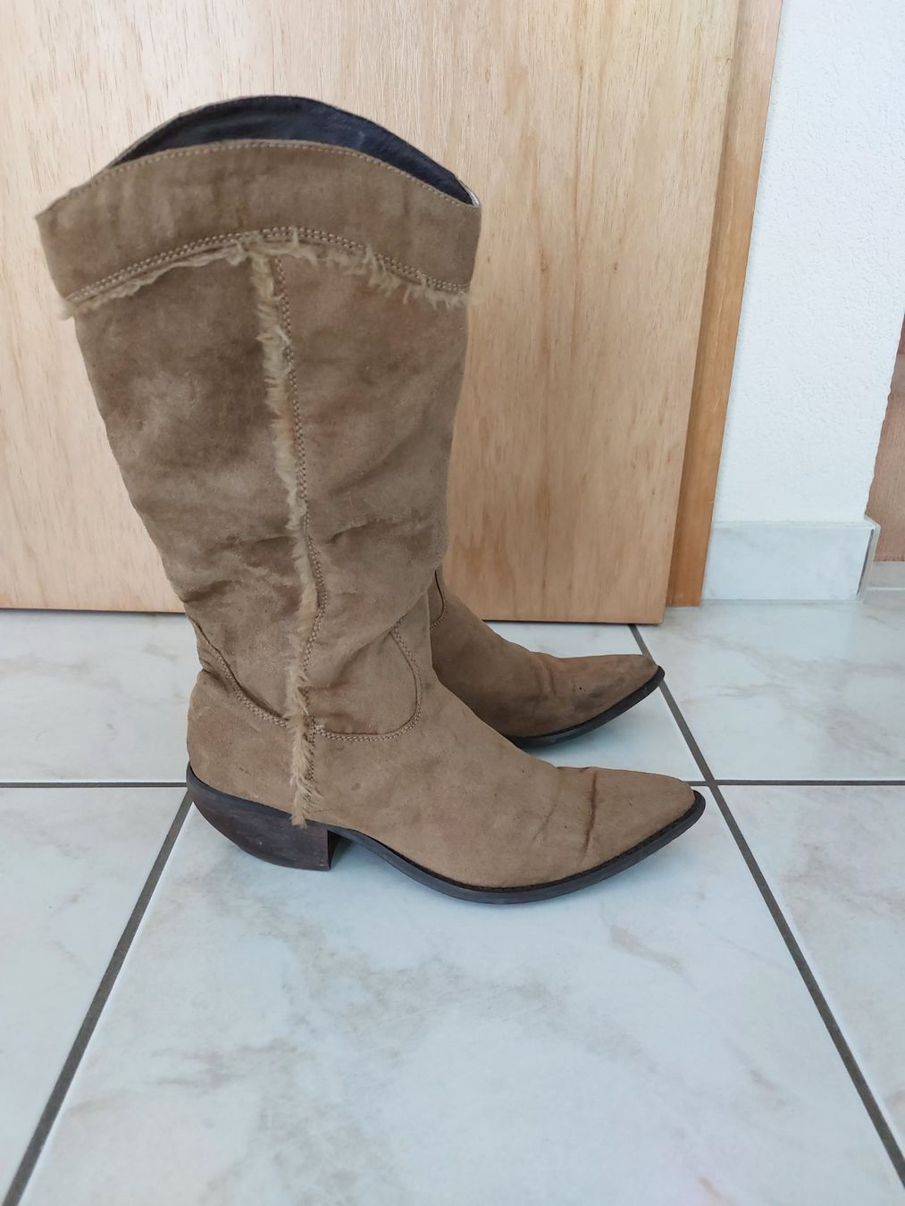 Damenschuhe: Stiefel Gr. 39 – Gebraucht aus Schmitten von JasiStern