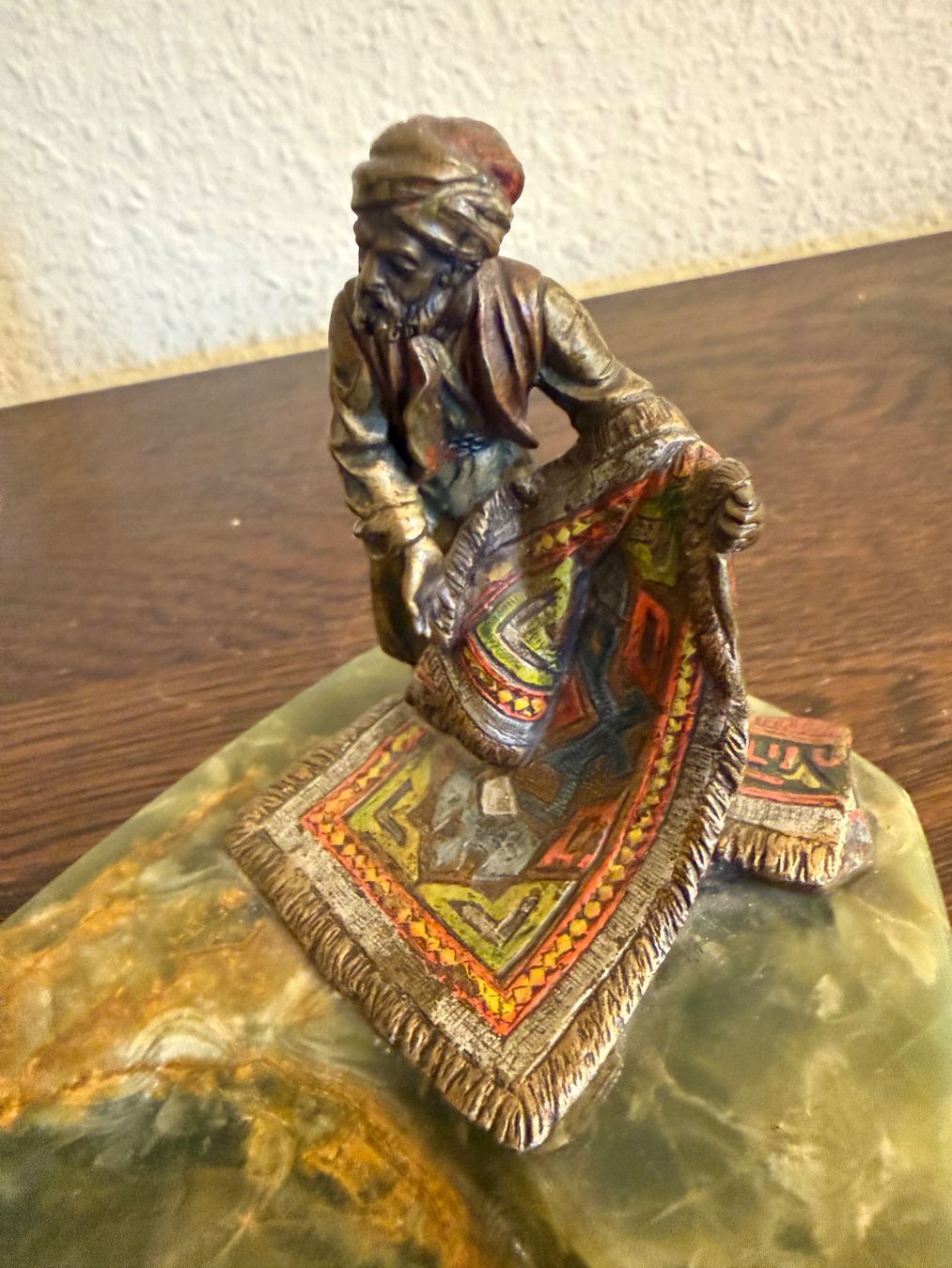 Skulpturen & Statuen: Alte Wienerbronze auf Aschenbecher – Gebraucht aus Glattbrugg von Xena14 2