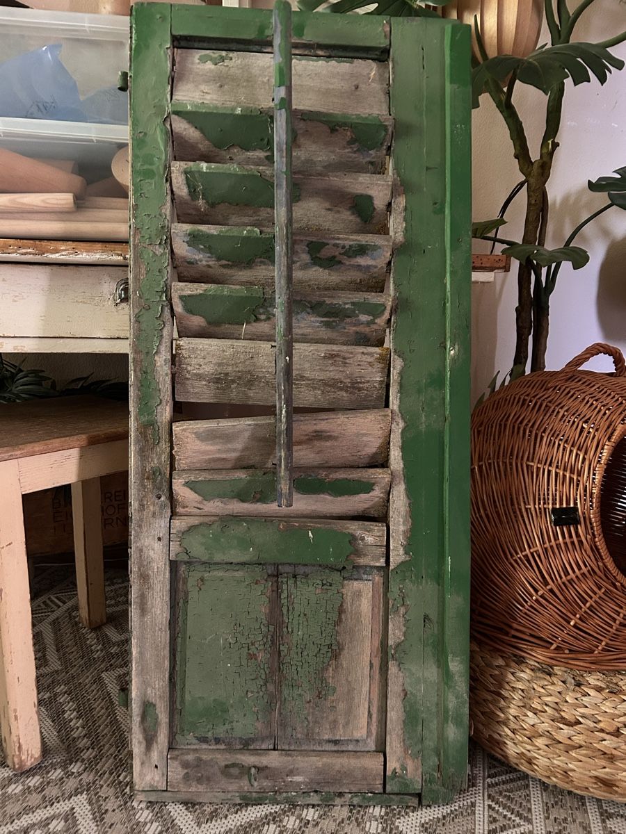 Persiane: Fensterladen alt – Usato da Bern venduto da Dafi7 6