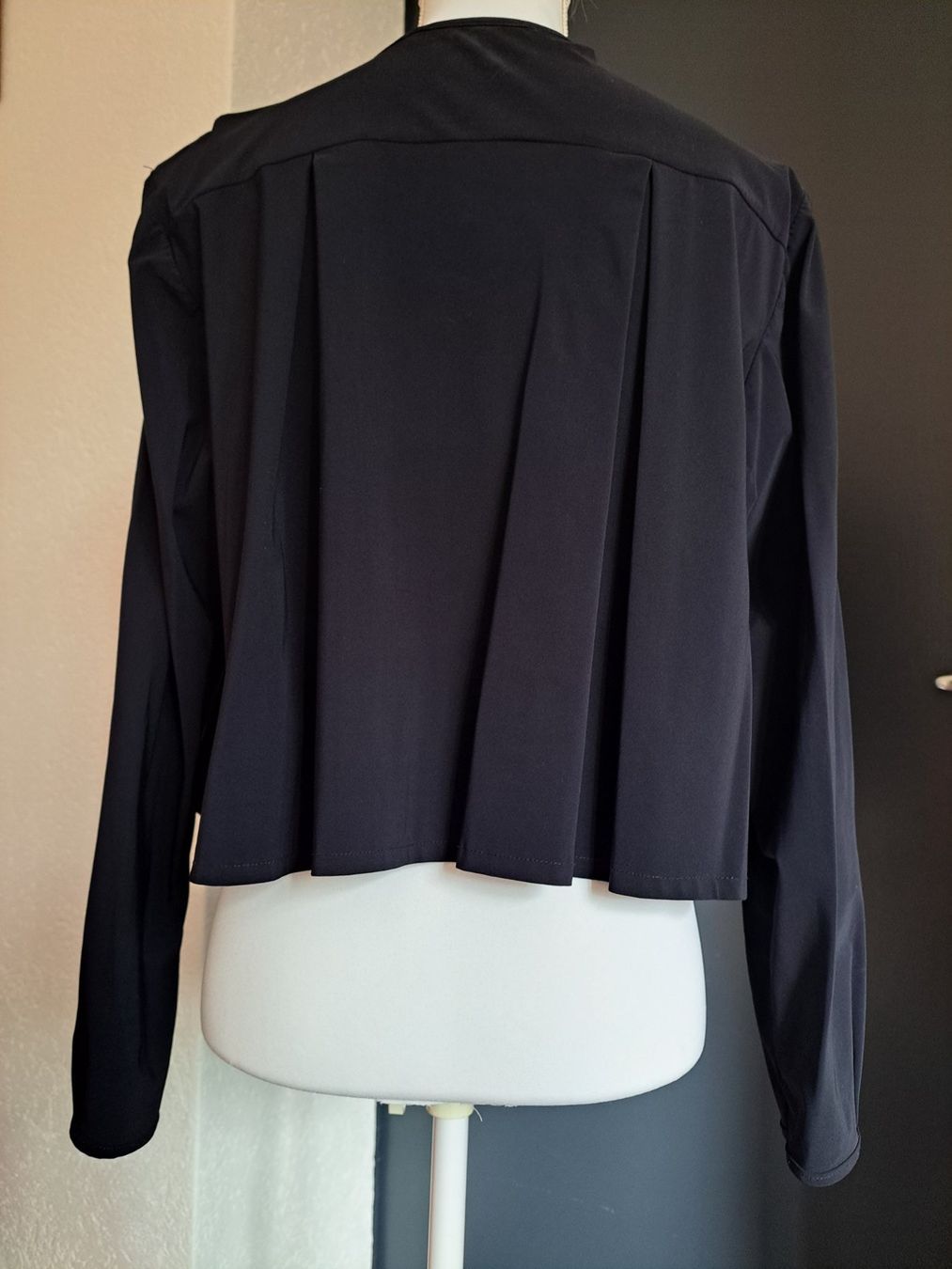 Giacche: Veste légère dame – Usato da Courrendlin venduto da Aheinza 1