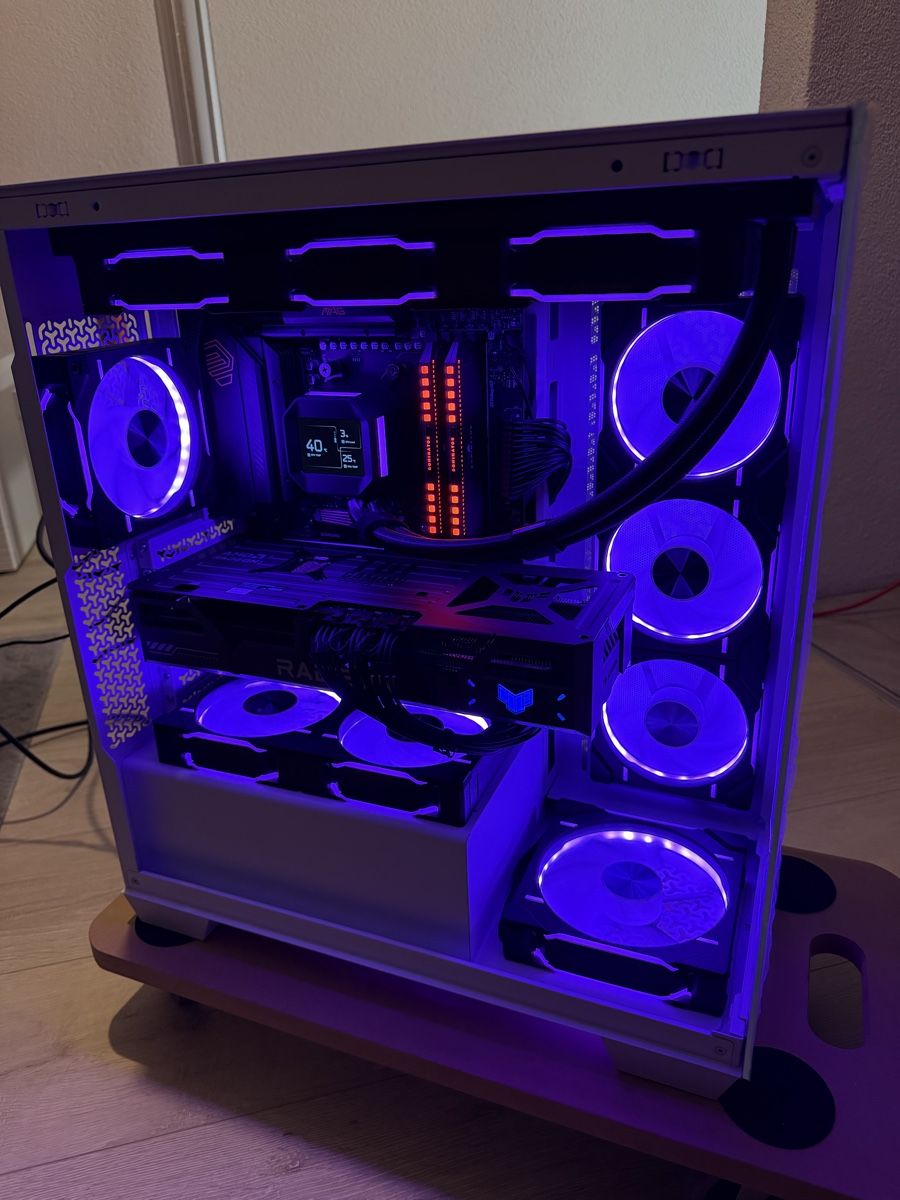 Amd PCs: Gaming PC AMD 7 9800X3D – Neu (gemäss Beschreibung) aus Schaffhausen von Targus901 2