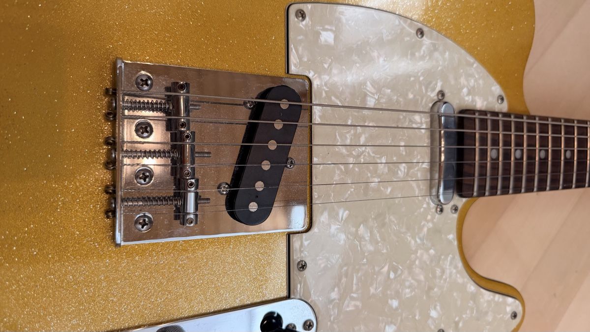 Fender Strumenti musicali: FENDER Telecaster flickeryellow – Usato da Walkringen venduto da Flyover 2