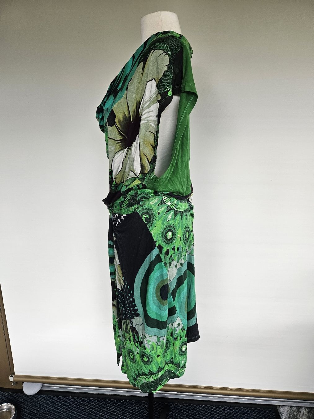 Desigual Vestiti: Desigual Kleid – Usato da Hochdorf venduto da Berry005 8