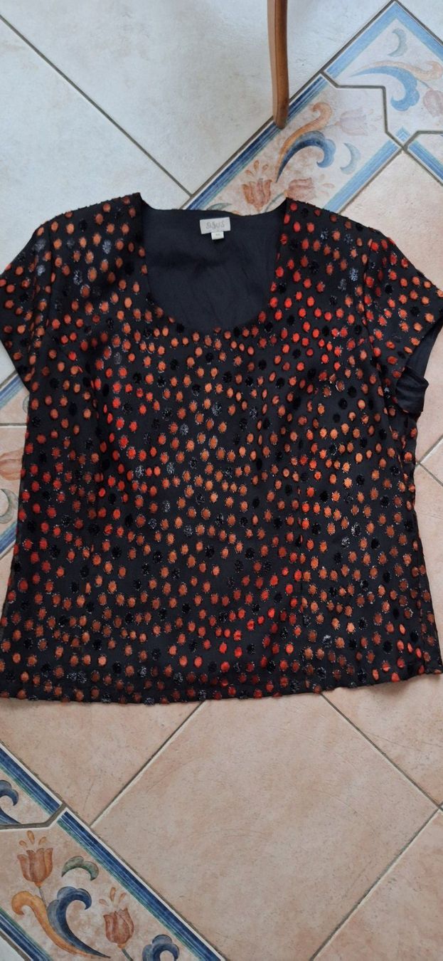 Camicette: Chemisier Vintage 40-42 – Usato da St-Triphon venduto da Jldr0 4