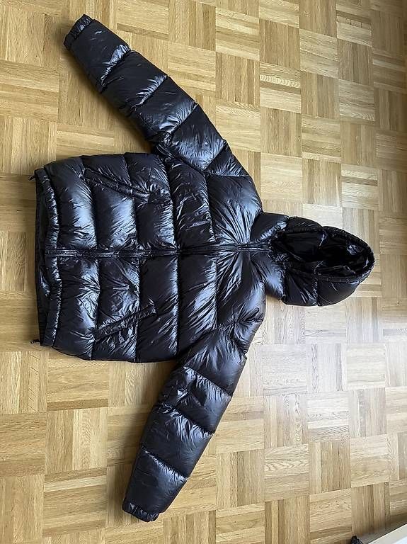 Giacche: Zara Pufferjacke  – Usato da Basel venduto da alu_l9s8