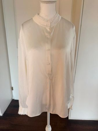 Damen Bluse off-weiss mit Stehkragen neu Zustand