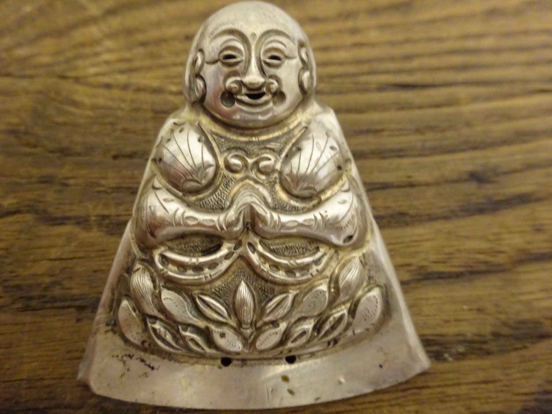 Sculture & Statue: Antiker Buddah Silberblech China – Usato da Oetwil am See venduto da Golfsud 7