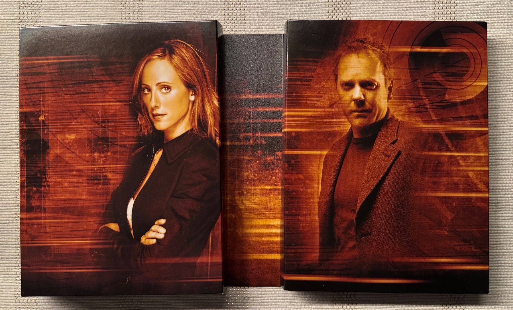 Tutti i DVDs: 24 - Season 4 - DVD - Kiefer Sutherland – Usato da Arbon venduto da drs64 2