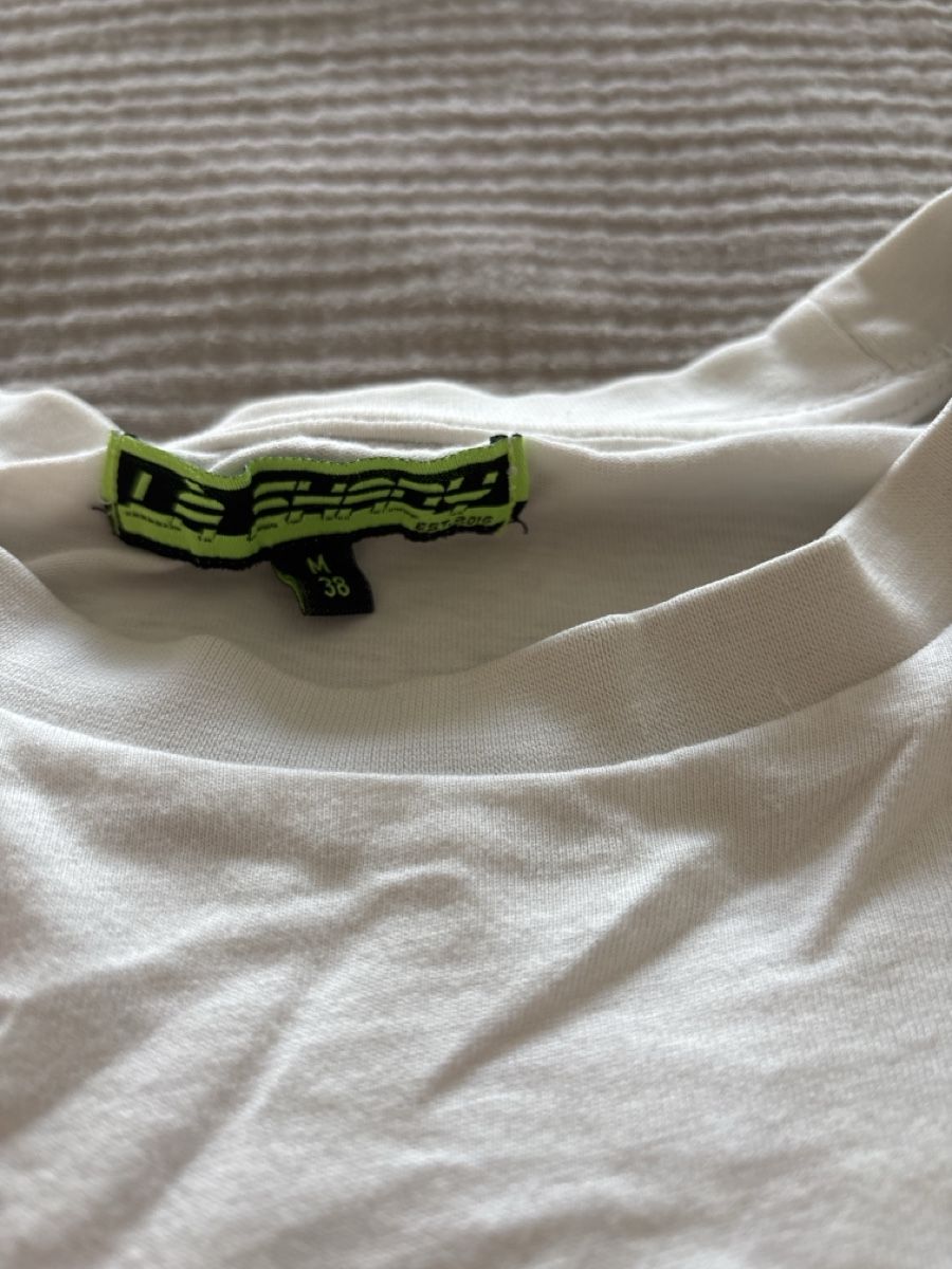 T-shirt: Weisses Basic T-Shirt Gr. M – Usato da Wabern venduto da est_jw6s 1