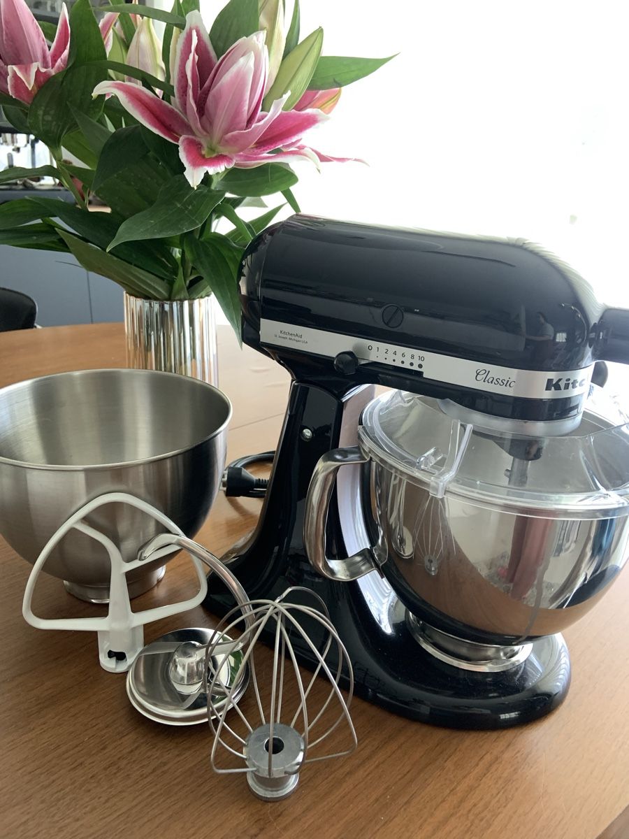 Kitchenaid Elettrodomestici da cucina: KitchenAid Küchenmaschine - Schwarz – Usato da Grenchen venduto da YoshiSan74 1