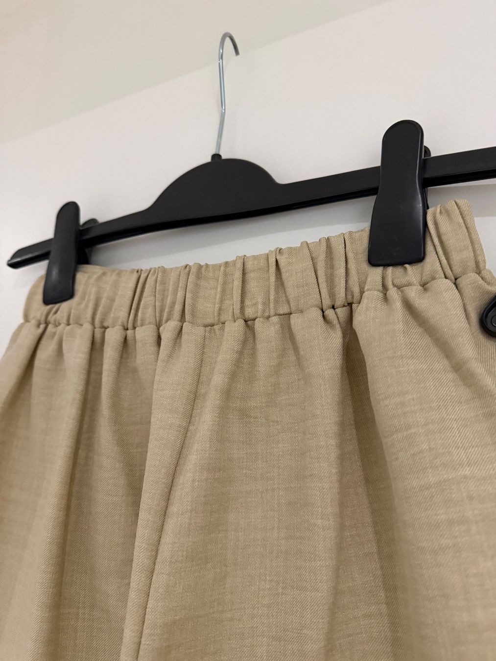 Shein Lotti di vestiti: Ensemble beige top | short – Nuovo (secondo la descrizione) da La Chaux-de-Fonds venduto da 19_po 7