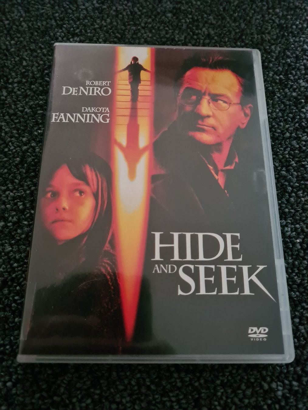 Tutti i DVDs: HIDE AND SEEK(6081) – Usato da Ruswil venduto da Ruck.Zuck.