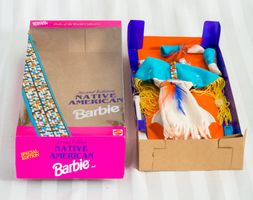 Barbie Native American Fashion und Karton 90s Ohne Puppe