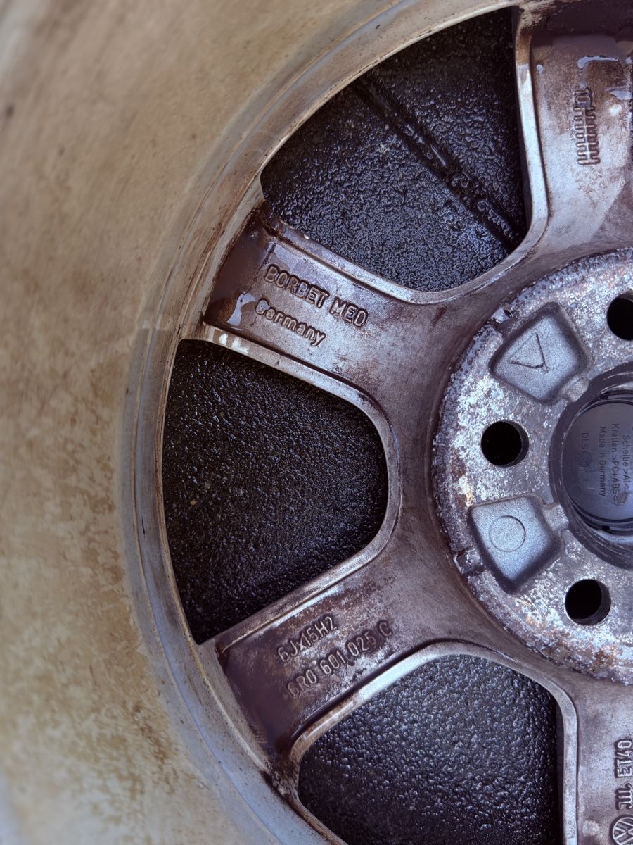 Volkswagen Cerchioni: 4x VW Pneu auf Felgen – Usato da Thun venduto da fab_js9l 6