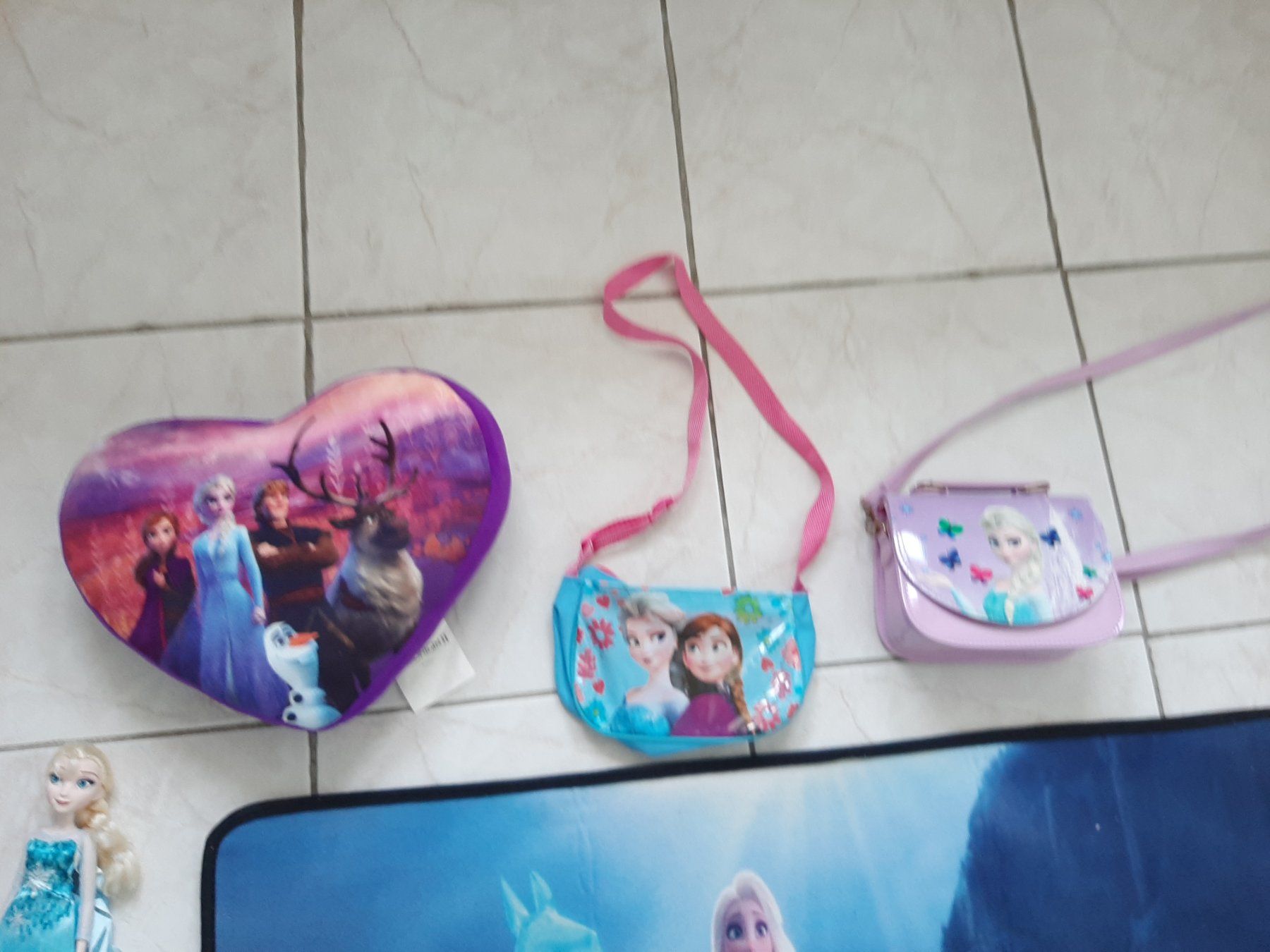 Jouets: Frozen Set – D'occasion à Brissago par lucabell 3