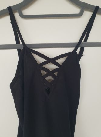 🐸 KLEID mit schönem gekreuzten Ausschnitt 34