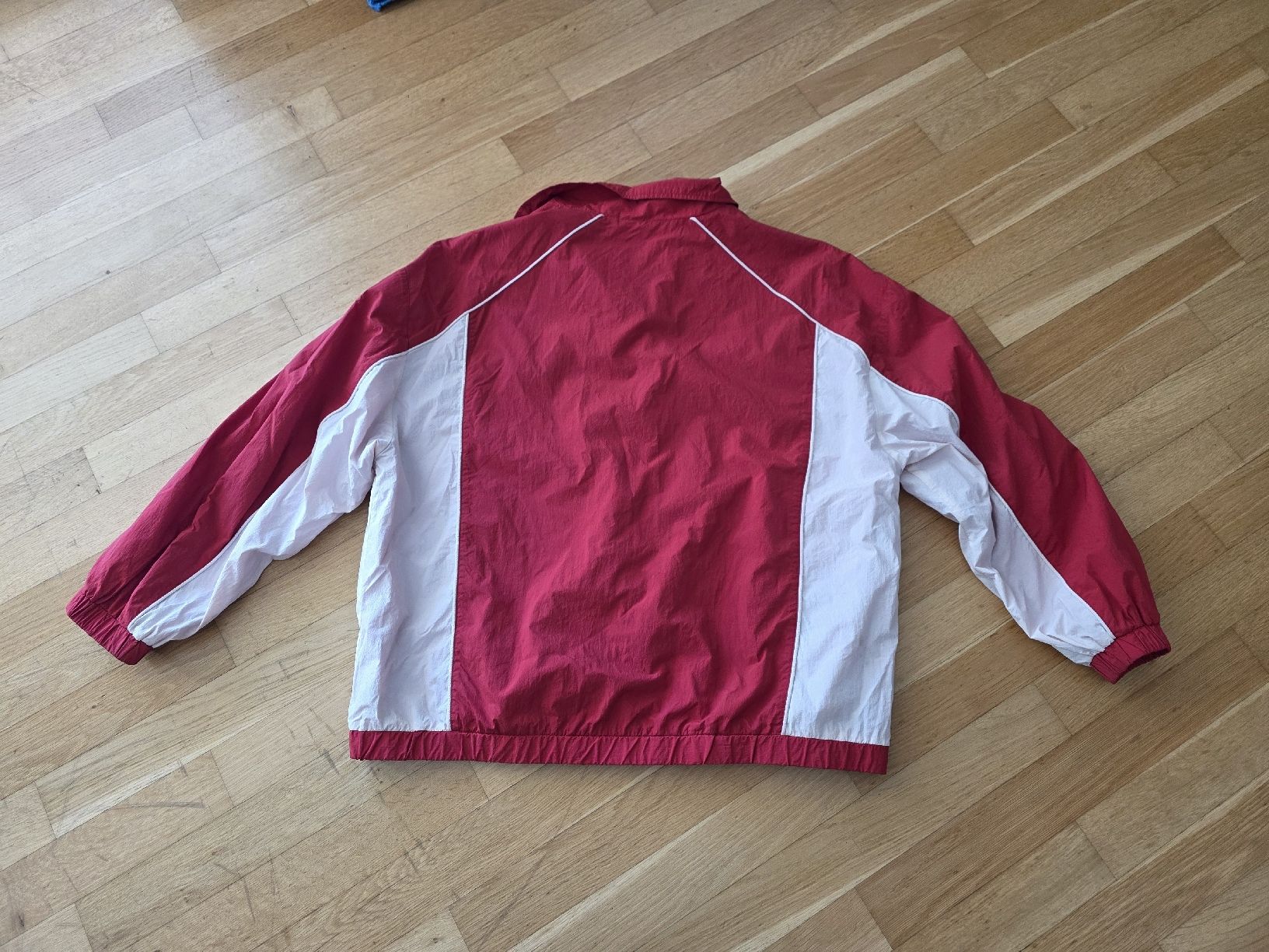 Primark Giacche: Windbreaker Primark Cares Vintage – Usato da Malans GR venduto da Pat800 1
