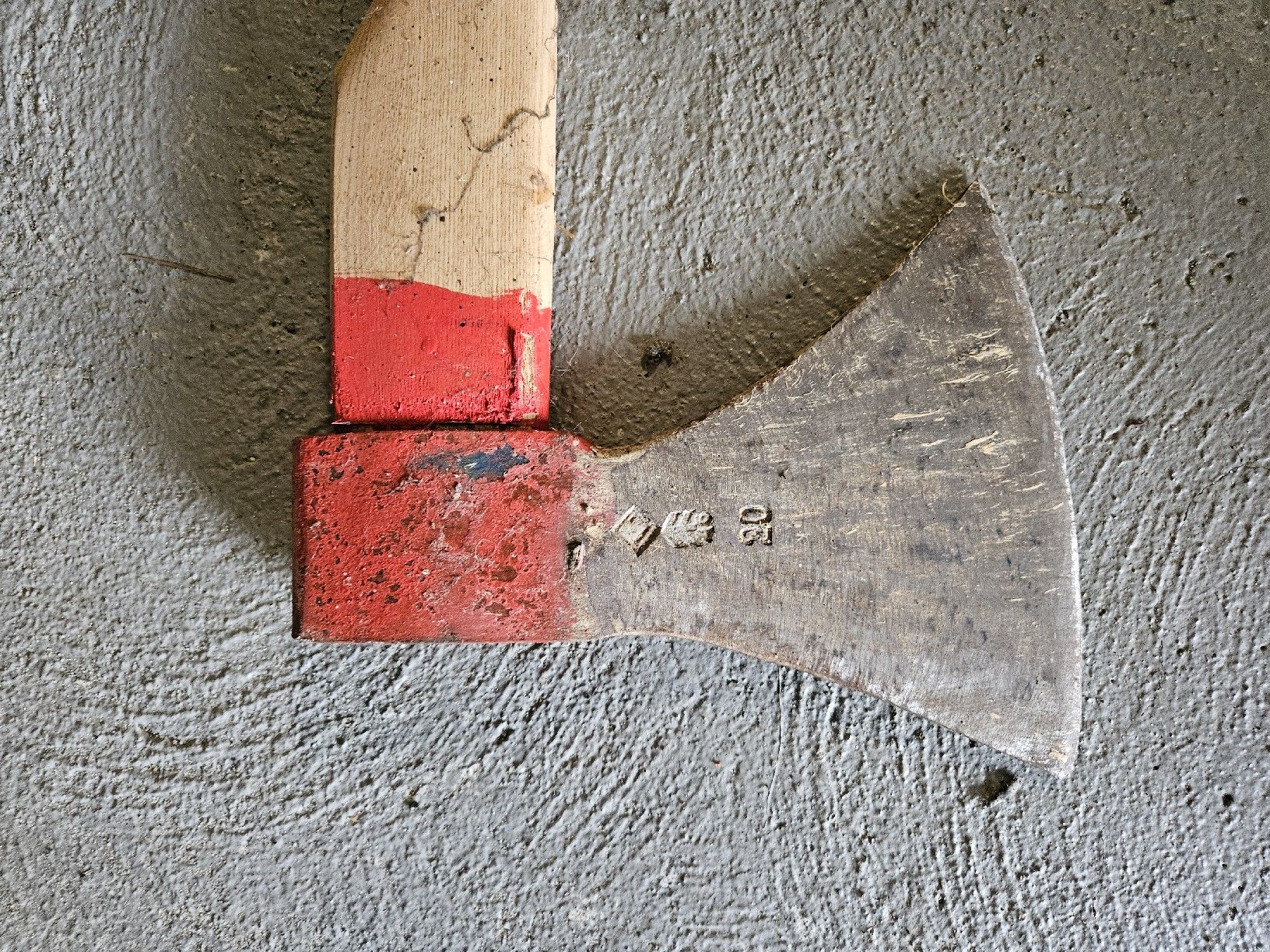 Alle Werkzeuge: Holzaxt – Gebraucht aus Villnachern von chiara99ch 1