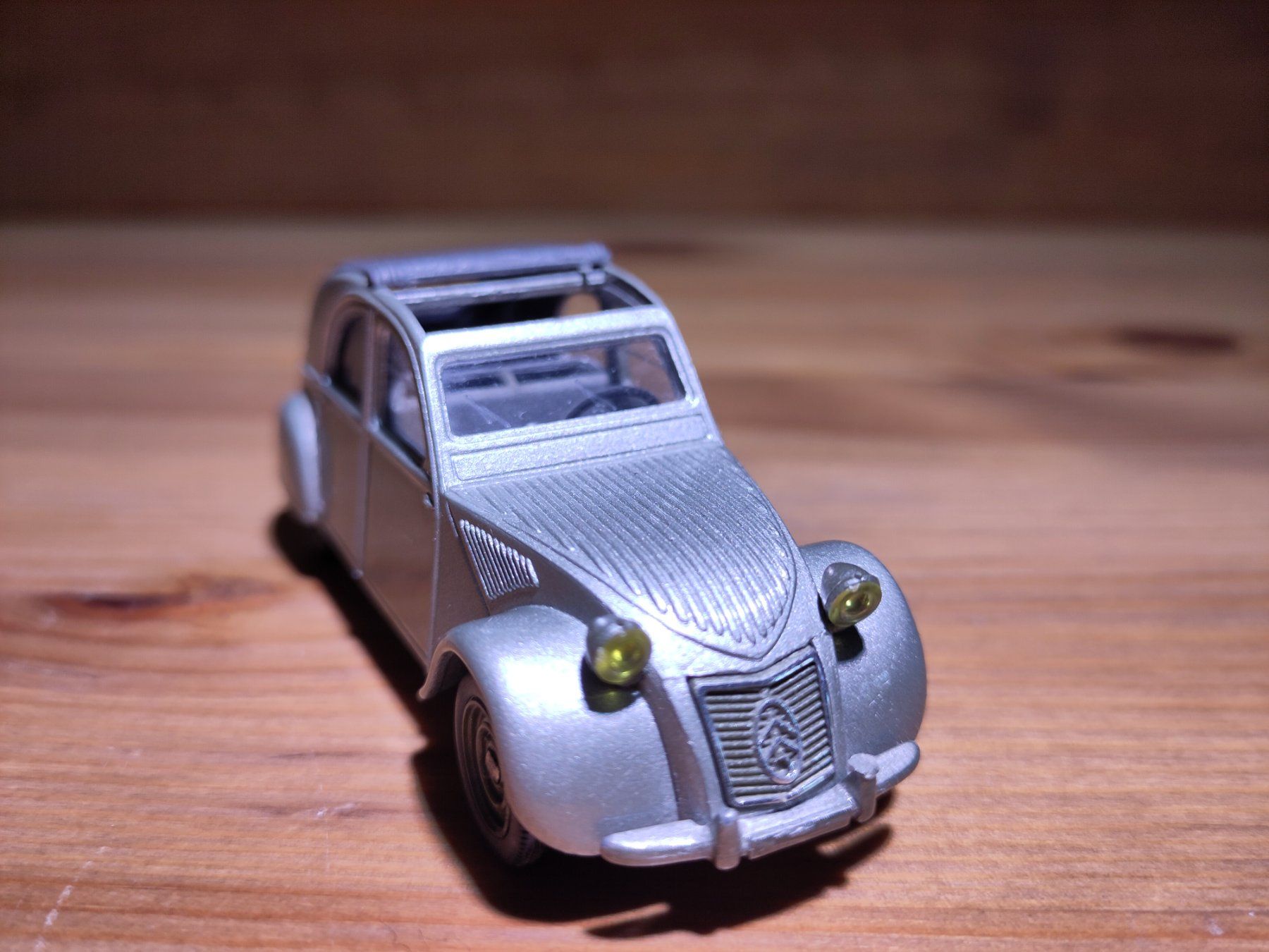 Vitesse Modellini d'auto: Modellauto vitesse Citroen 2CV – Usato da Bülach venduto da Tiefschlaflos